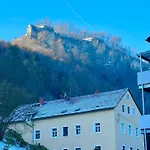 Bergling Im Zentrum • Netflix • Festungsblick • Obst Und Wein • 公寓 柯尼希施泰因易北