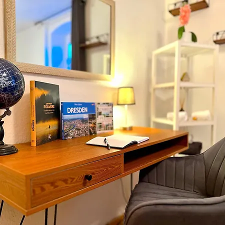 Bergling Im Zentrum • Netflix • Festungsblick • Obst Und Wein •