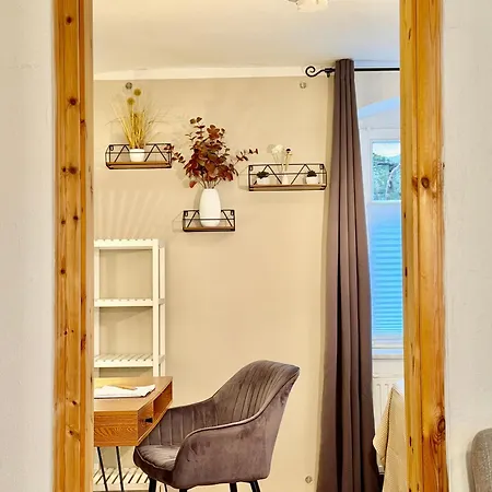 Bergling Im Zentrum • Netflix • Festungsblick • Obst Und Wein • Königstein