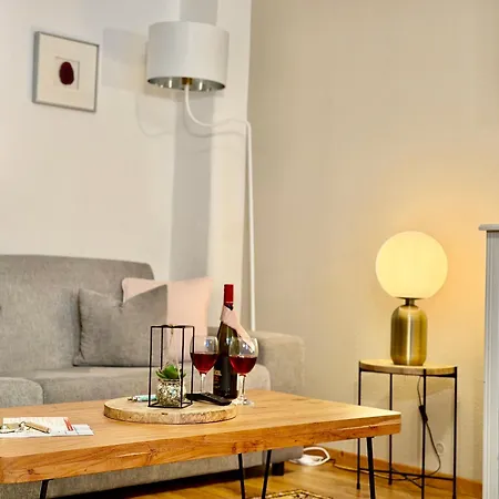 Apartamento Bergling Im Zentrum • Netflix • Festungsblick • Obst Und Wein •