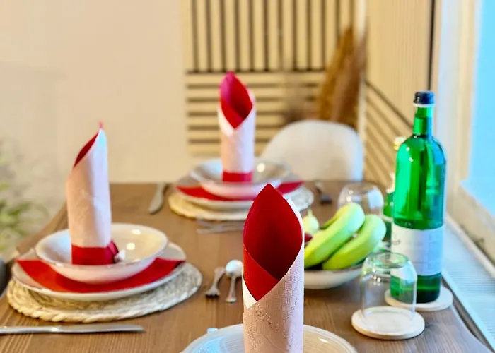 Bergling Im Zentrum • Netflix • Festungsblick • Obst Und Wein • 아파트