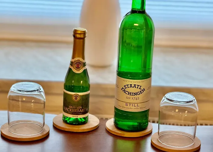 Bergling Im Zentrum • Netflix • Festungsblick • Obst Und Wein •